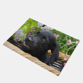 かわいく黒いラブラドル・レトリーバー犬犬の子犬ペット写真 ドアマット (アングル)
