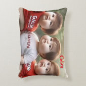 かわいこちゃん赤と白Chubby Kids アクセントクッション (正面(垂直))