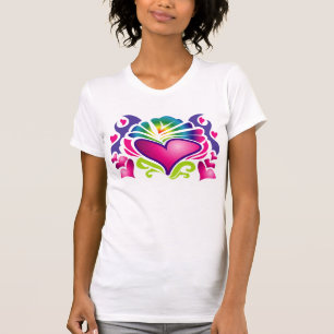かわいらしいピンクのハート Tシャツ