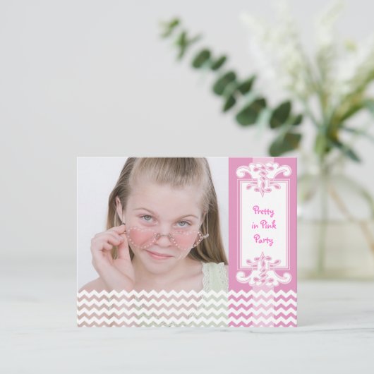 かわいらしいピンクの女の子の誕生日のパーティの招待状 招待状 (スタンド正面)