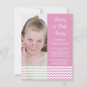 かわいらしいピンクの女の子の誕生日のパーティの招待状 招待状 (裏面)