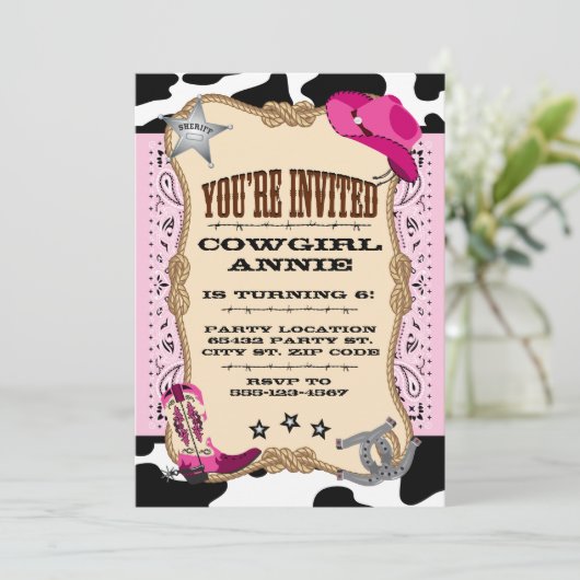 かわいらしいピンクの女性のカーボーイのバースデーパーティ招待状 招待状 (スタンド正面)
