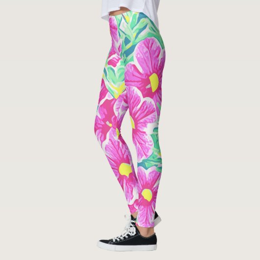 かわいらしいピンクの黄色く白い及び緑の花のレギンス レギンス (左)