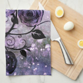 かわいらしいラベンダーの紫色のファンタジーのばら色のつる植物の花柄 キッチンタオル (四つ折り)