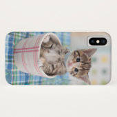 かわいらしいリボンを持つMunchkinの子ネコ Case-Mate iPhoneケース (裏面(横))