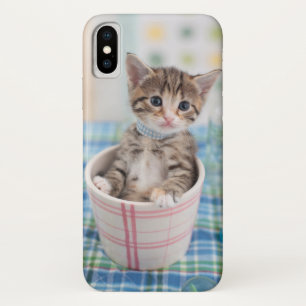 かわいらしいリボンを持つMunchkinの子ネコ iPhone X ケース