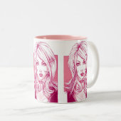 かわいらしい女の子の顔-ピンク ツートーンマグカップ (正面右)