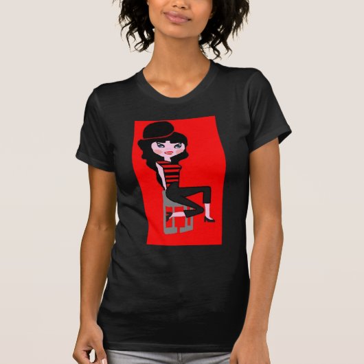 かわいらしい女性の黒 Tシャツ (正面)