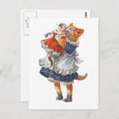 かわいらしい子ネコは、壊れた人形を抱きしめている。 ポストカード (正面/裏面)