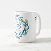 かわいらしい水彩画のリース-モノグラム コーヒーマグカップ (正面右)