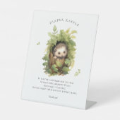 かわいらしい水色ヘッジホッグおむつラッフルサイン 台座サイン (正面)