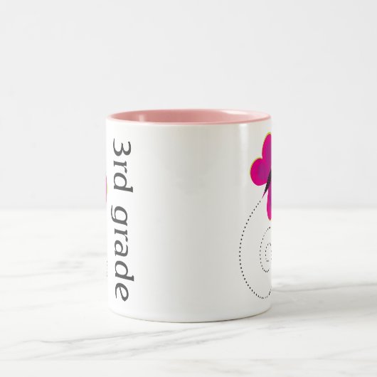 かわいらしい第3等級の先生のマグ ツートーンマグカップ (中央)