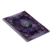 かわいらしい紫色の古代巻の中世魔法の本 ノートブック (右側)