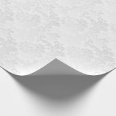 かわいらしい花の白いダマスク織の結婚式のデザイン ラッピングペーパー (角)