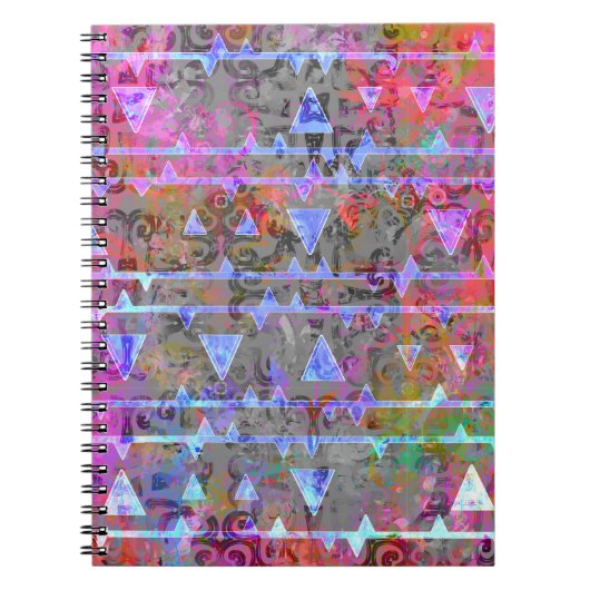 かわいらしくアステカな水彩画の三角形の記号パターン ノートブック (正面)
