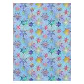 かわいらしくカラフルな雪片のクリスマスパターン テーブルクロス (正面)