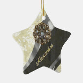 かわいらしく名前入りでガーリーなクリーム色のダマスク織パターン セラミックオーナメント (右)