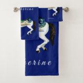 かわいらしく白い回転木馬の馬 バスタオルセット (インサイチュ)