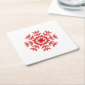 かわいらしく赤いクリスマスの雪片 スクエアペーパーコースター (アングル)