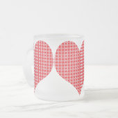 かわいらしく赤いパターン愛ハートのマグ フロストグラスマグカップ (正面左)