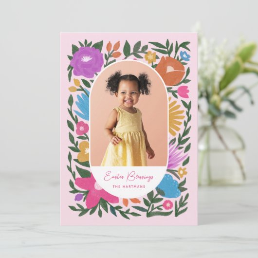 かわいらしカラフル花模様楕円形フレーム写真イースター シーズンカード (スタンド正面)