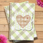 かわいらしハート2層の背景の緑 ノートブック