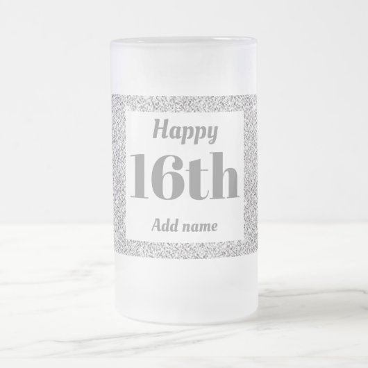 かわいらしパーソナライズされた誕生日グラスのマグギフト16th フロストグラスビールジョッキ (中央)