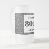 かわいらしパーソナライズされた誕生日グラスのマグギフト80th フロストグラスビールジョッキ (正面左)
