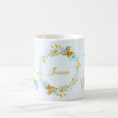 かわいらしパーソナライズされた金ゴールドブルー冬フローラ コーヒーマグカップ (中央)