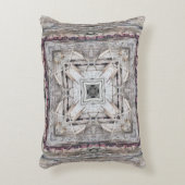 かわいらしピンク色のアステカインスパイア模様 アクセントクッション (正面(垂直))