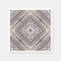 かわいらしピンク色のアステカインスパイア模様