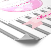 かわいらしピンク香水ボトルパーソナライズされた ポスター (角)