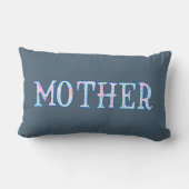 かわいらしフェイク文字デザインフローラ ランバークッション (裏面)