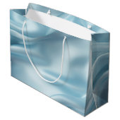 かわいらしフェミニンライトブルーフェイクサテン ラージペーパーバッグ (裏面アングル)