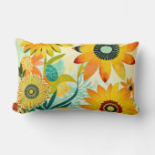 かわいらしフォークアートイエローフラワーズ ランバークッション (正面)