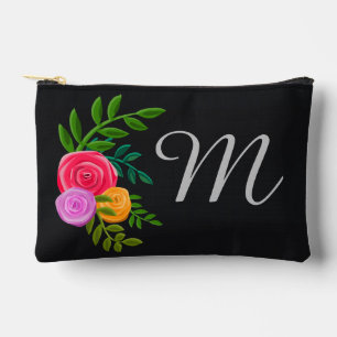 かわいらしフローラのChalkboardモノグラムの アクセサリーポーチ