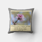 かわいらしフローラ、桃の花、w節(詩篇4:8) クッション (裏面)
