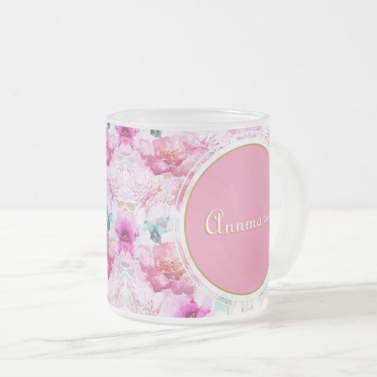 かわいらし名前をカスタムするフローラピンクと金ゴールド フロストグラスマグカップ (正面右)