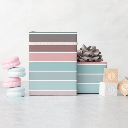 かわいらし数々の色ストライプ ラッピングペーパー (ベビーシャワー)