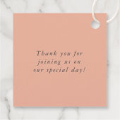 かわいらし赤面ピンクフローラ庭園の結婚式披露宴 フェイバータグ (裏面)