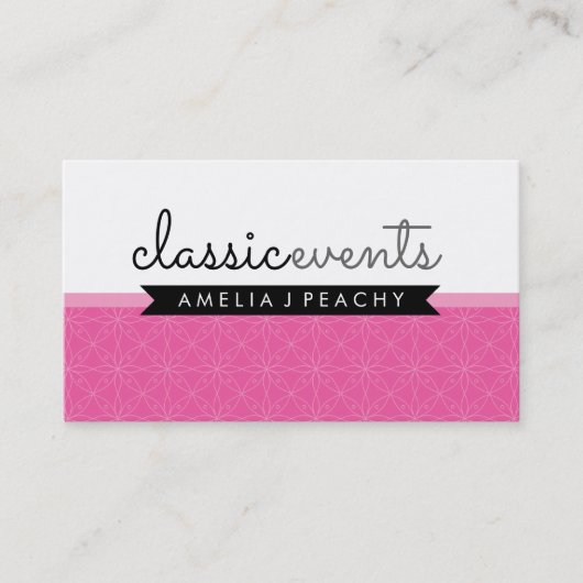 かわいらし頭が切れるモダンシンプル可愛い上品なピンク色の黒 名刺 (正面)