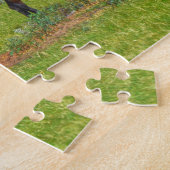 かわいらし馬が緑の牧草地で放牧パズル ジグソーパズル (側面)