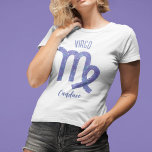 かわいらし《星座》乙女座星占いサインパーソナライズされた紫 Tシャツ<br><div class="desc">紫とラベかわいらしンダーの《星座》乙女座の女性のTシャツパーソナライズされたは、〔占星術の〕十二宮図からのあなたのサインが星座のように美しい輝きで占星術のある。9月カスタマイズ末か初旬の誕生日を迎える人のための美しい草書に名前を付け威厳があるた可愛いティー。</div>