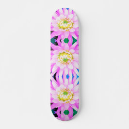 かわいらしPink、White、Yellow Cactus Dahliaマクロ スケートボード