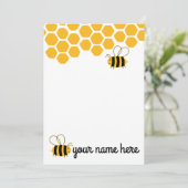 かわいパーソナライズされたいハチのノート 招待状 (スタンド正面)