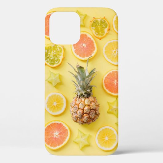 かんきつ類に囲まれたパイナップル Case-Mate iPhoneケース (裏面)