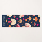 きのこおもしろいピンクブルー水彩模様 ヨガマット (正面(横))