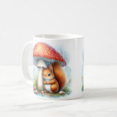 きのこの傘下のかわいいリス コーヒーマグカップ (正面左)