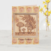 きのこの秋の誕生日の素朴な森林 カード (黄色い花)