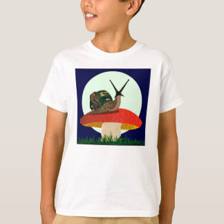 きのこのTシャツのかたつむり Tシャツ